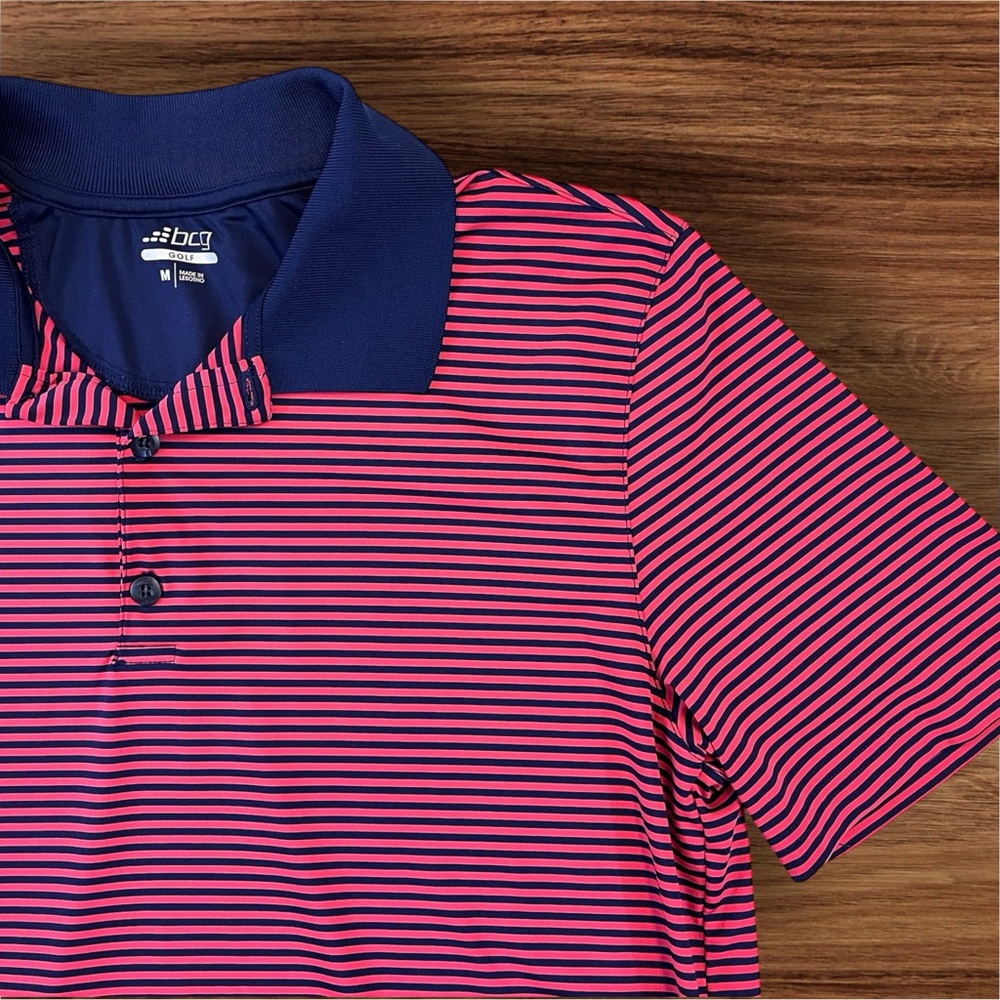 BCG Men’s Red/Blue Stripes Performance Golf Polo. Medium
